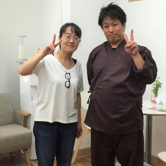 40代女性 よこいさんと院長のツーショット写真